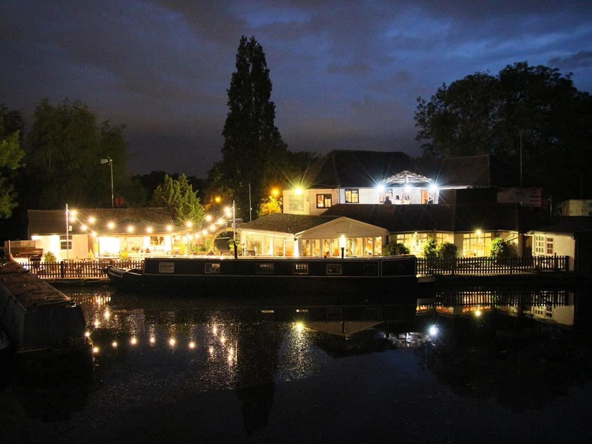 Herberg The Watersedge, Canal