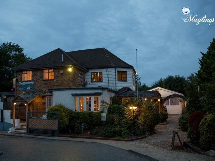 The Watersedge, Canal Hillingdon