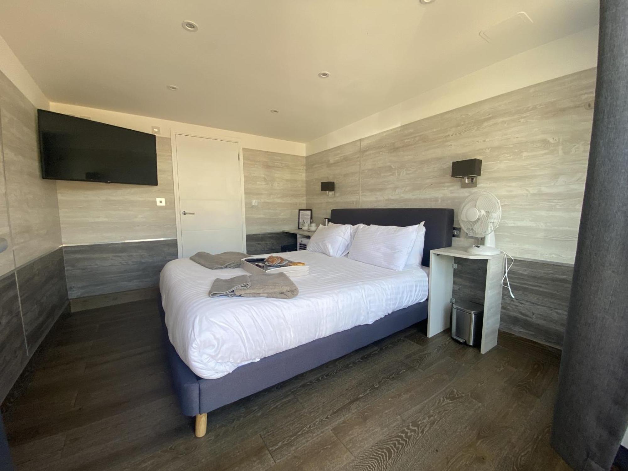 The Watersedge, Canal Inn 4*